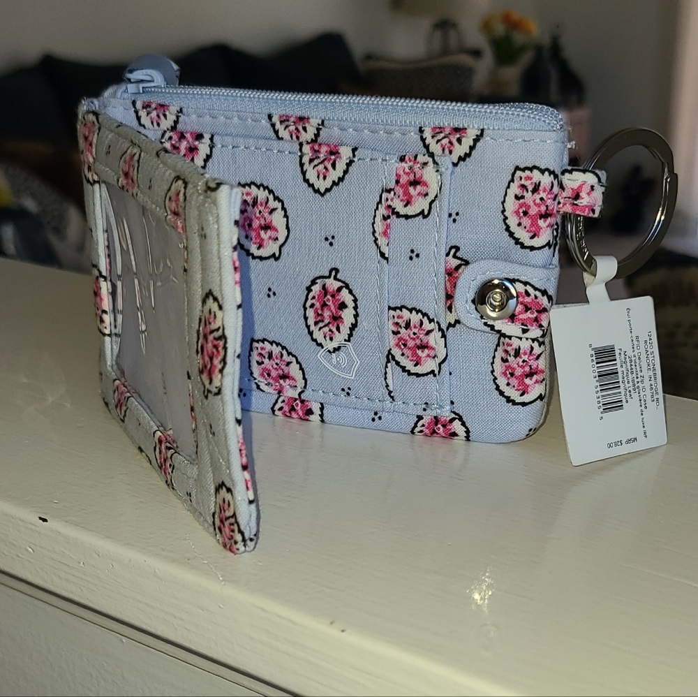 NWT Vera Bradley Light Blue and Pink Quilted Key And Card Holder - Picture 11 of 12